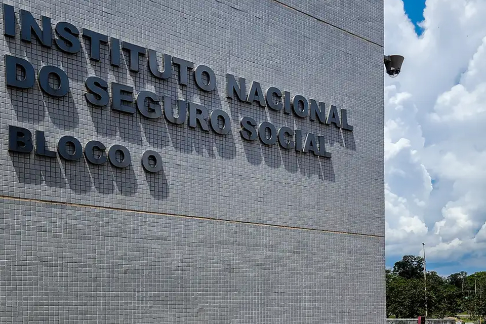 Descontos indevidos do INSS serão ressarcidos até 31 de dezembro