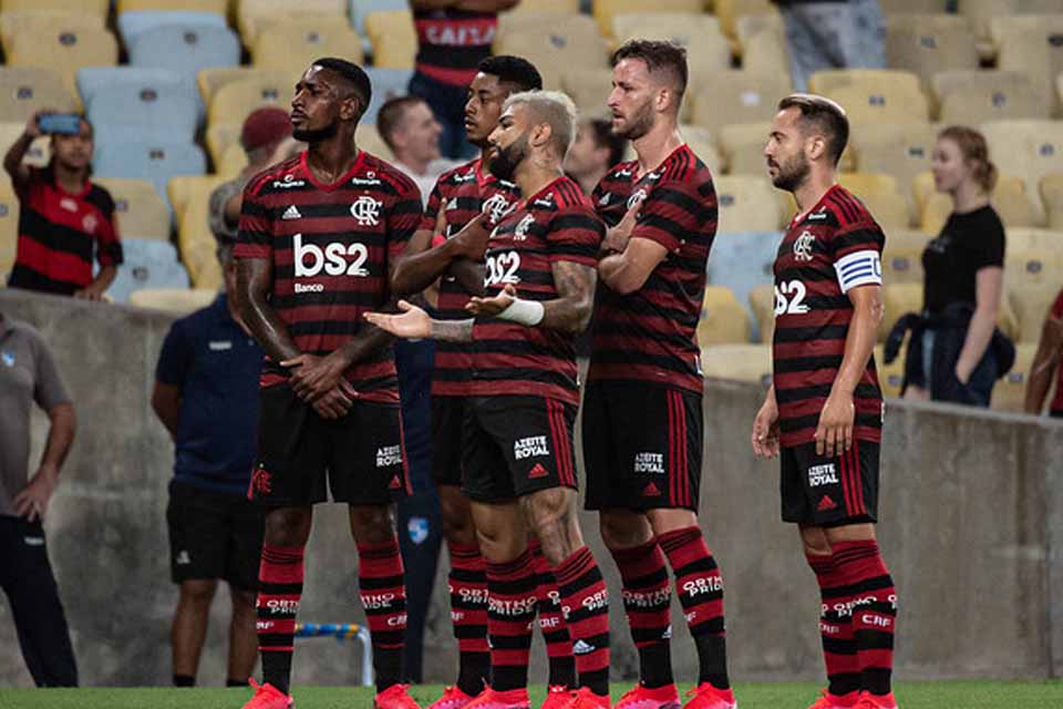 Flamengo vence e elimina o Fluminense em clássico emocionante; Assista aos Gols e Melhores Momentos