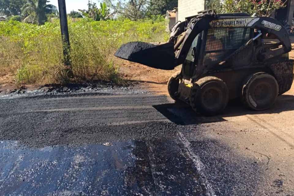 Governo inicia recuperação dos 25 km da Rodovia-490 entre Alto Alegre dos Parecis e Rodovia-383