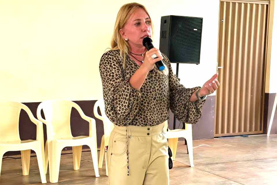 Ieda Chaves recebe reconhecimento em Corumbiara por investimentos de R$ 2,4 milhões