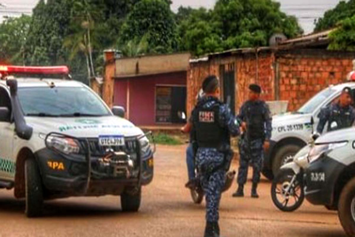 Polícia Militar prende trio por tráfico de drogas na zona Norte