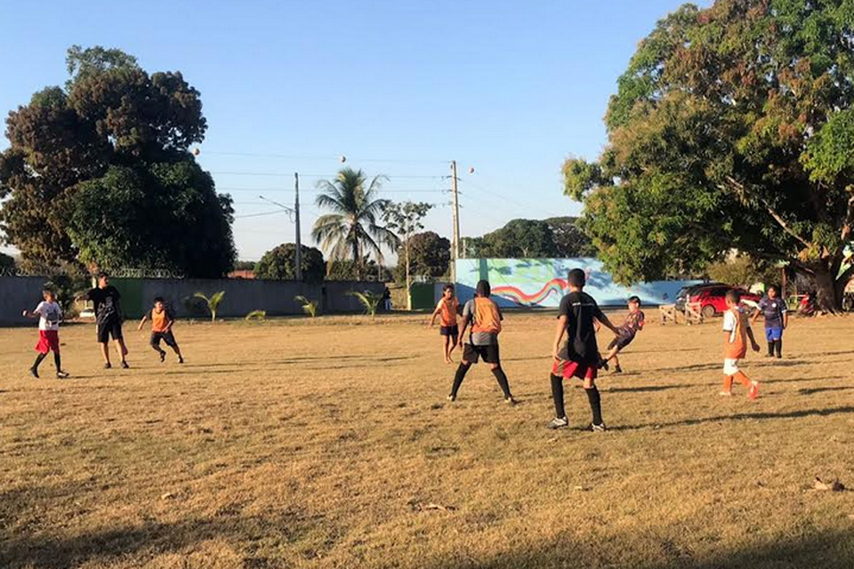 Semes oferece escolinhas de futebol atendendo a determinação do prefeito Affonso