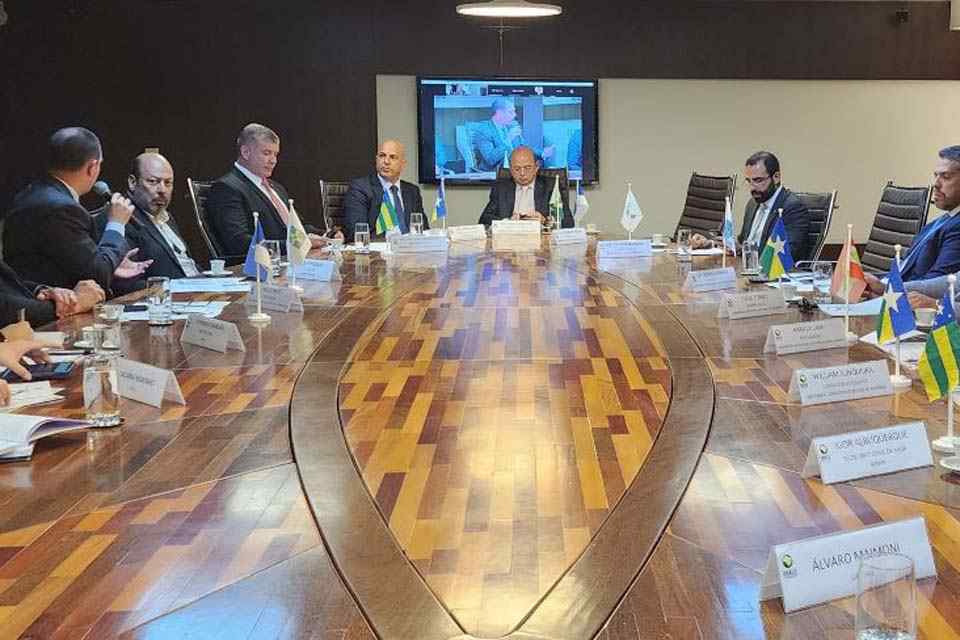 Assembleia Legislativa de Rondônia participa de Colegiado de CCJs que discute nova emenda constitucional