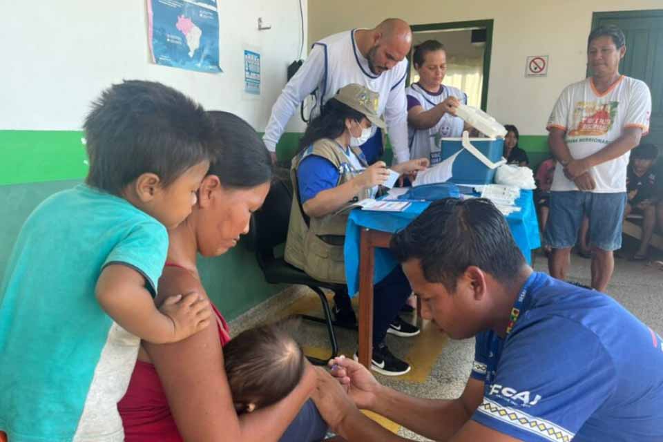 Vacinação Sem Fronteira chega à aldeia Lage Novo, em Guajará-Mirim e reforça assistência em saúde