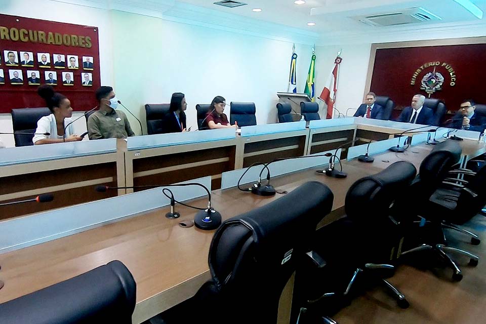 Ministério Público fala de atuação nas eleições e esclarece dúvidas de jornalistas em entrevista coletiva