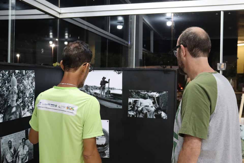 Segunda edição da Feira Cultural Encantos da Amazônia está aberta à visitação em Vilhena