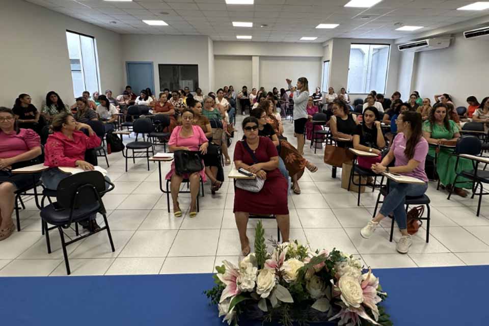 Professores e gestores participam de capacitação em Pimenta Bueno