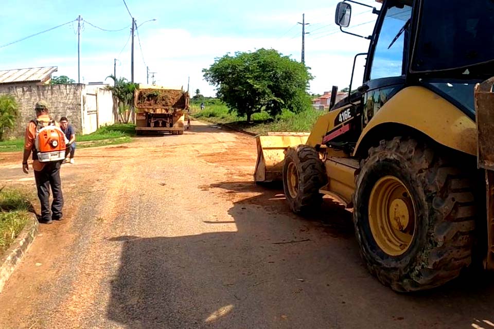 Prefeitura de Jaru promove mutirão de limpeza no residencial Orleans