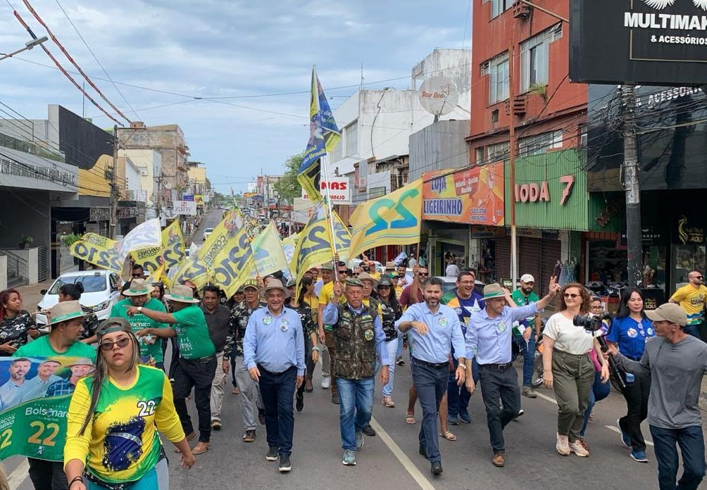 Marcos Rogério faz caminhadas em Porto Velho e agradece apoiadores da ‘onda 22’