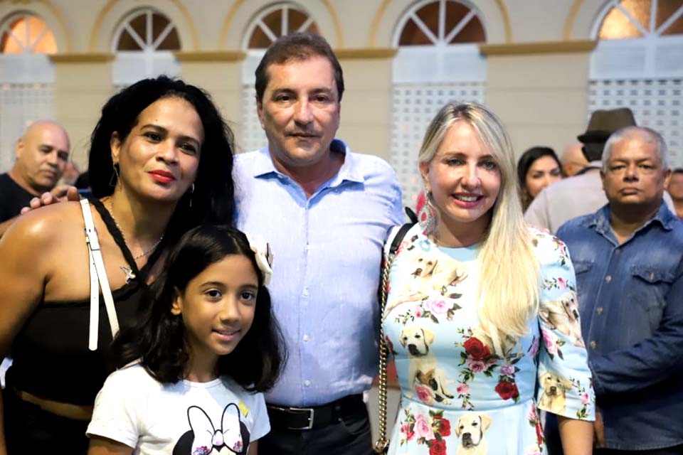 Hildon Chaves reabre Mercado Cultural em comemoração aos 105 anos de Instalação da Capital