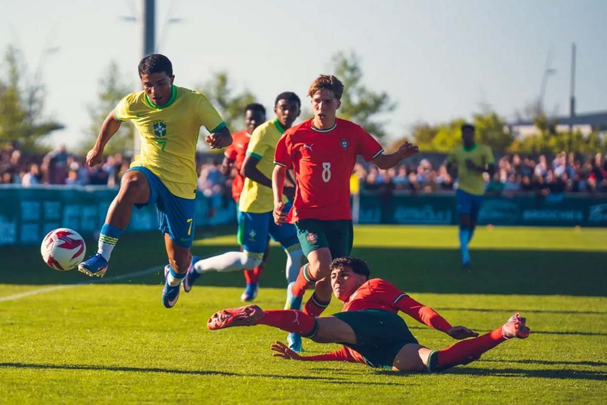 Preparação da Seleção Brasileira Sub-15 para torneio internacional será no CDF Heitor Costa
