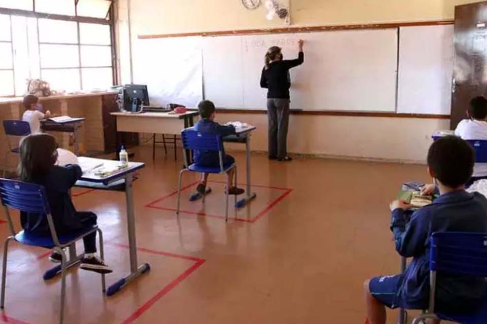 SINTERO solicita providências à Secretaria de Estado da Educação quanto à disseminação da Covid-19 nas escolas