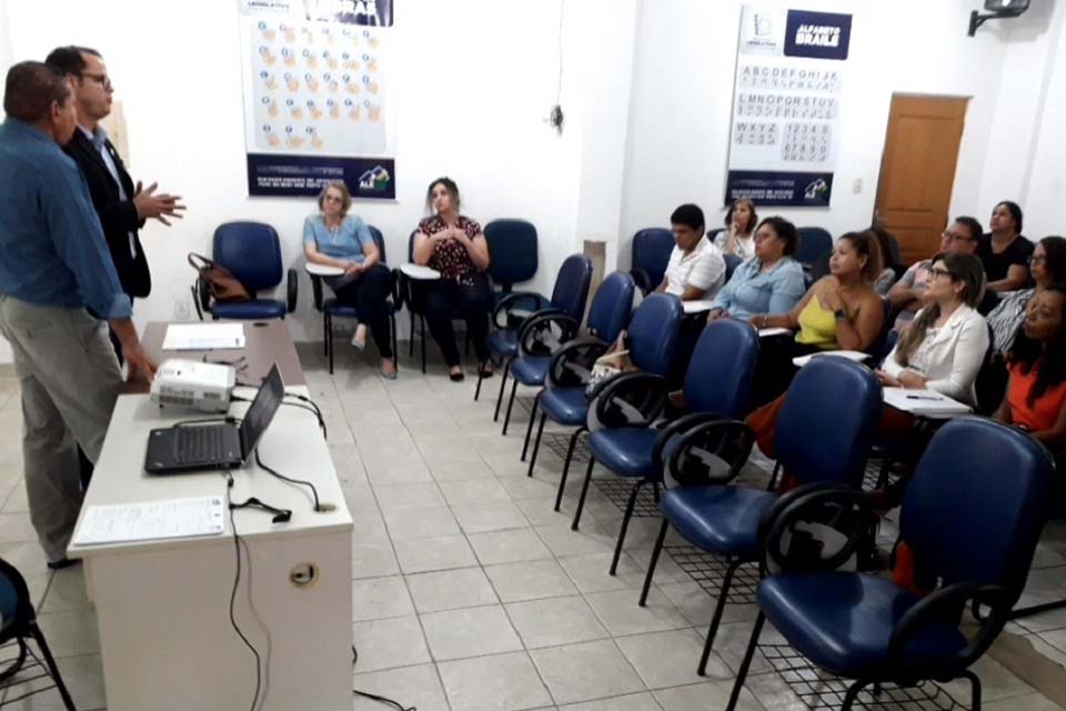 Escola do Legislativo abre a semana com três cursos