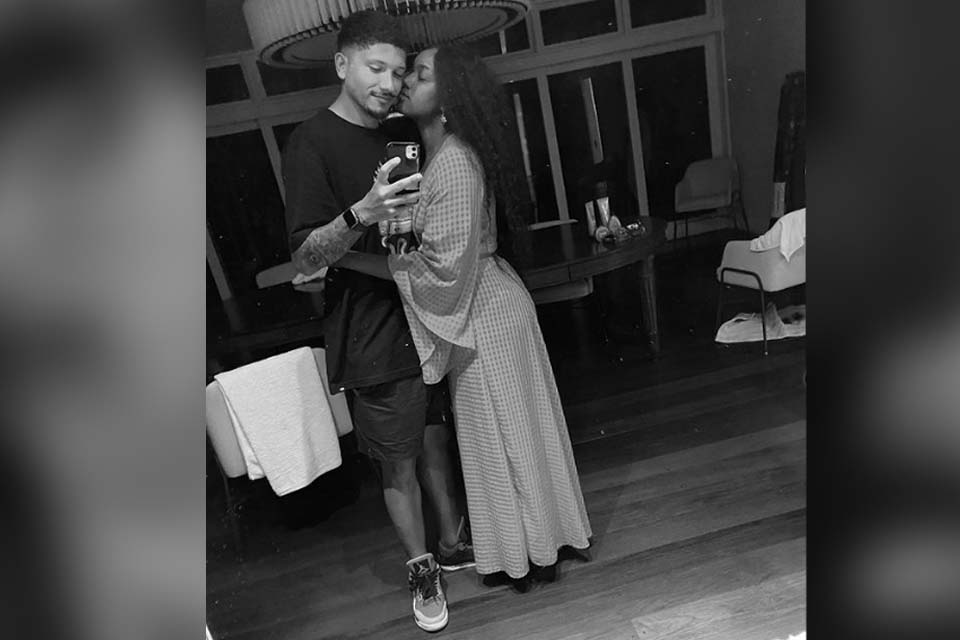 Namorando Yuri Lima, Iza fala sobre a vida sexual: 'Não posso desperdiçar minha energia com qualquer pessoa'