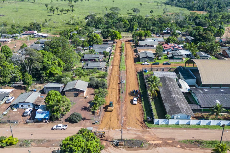 Superintendência de Integração Distrital firma parcerias e leva benefícios para comunidades da BR-364 e do baixo Madeira