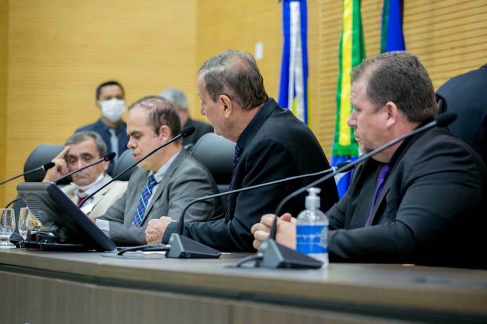 Assembleia aprova Projeto de Lei que autoriza governo a transferir recursos para salvar PCCR dos servidores da Idaron