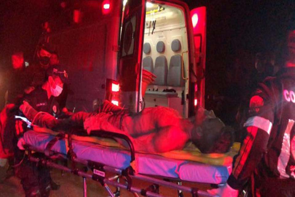  Trio troca de tiros com GAPE após roubo de motorista de aplicativo em Porto Velho