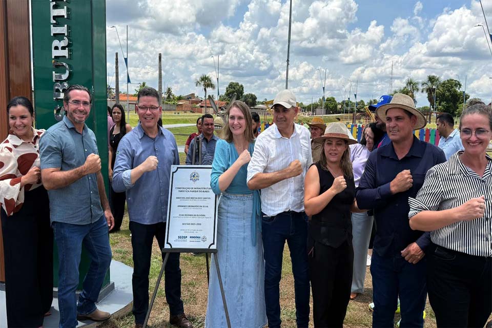 Deputada Lebrinha e governador Marcos Rocha inauguram o Parque Buritis em Seringueiras
