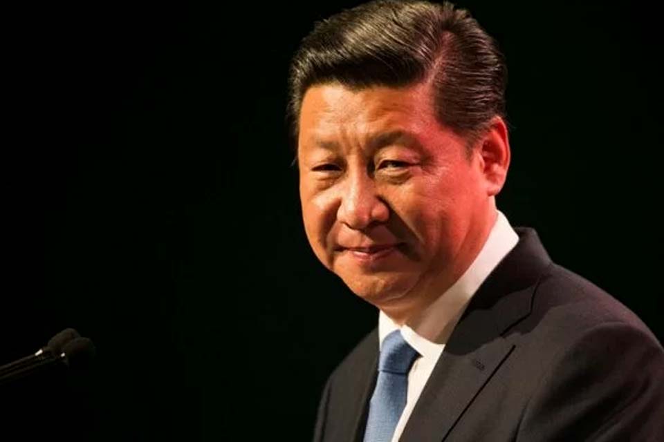 Presidente da China, Xi Jinping, pede controle de “atividades religiosas ilegais”