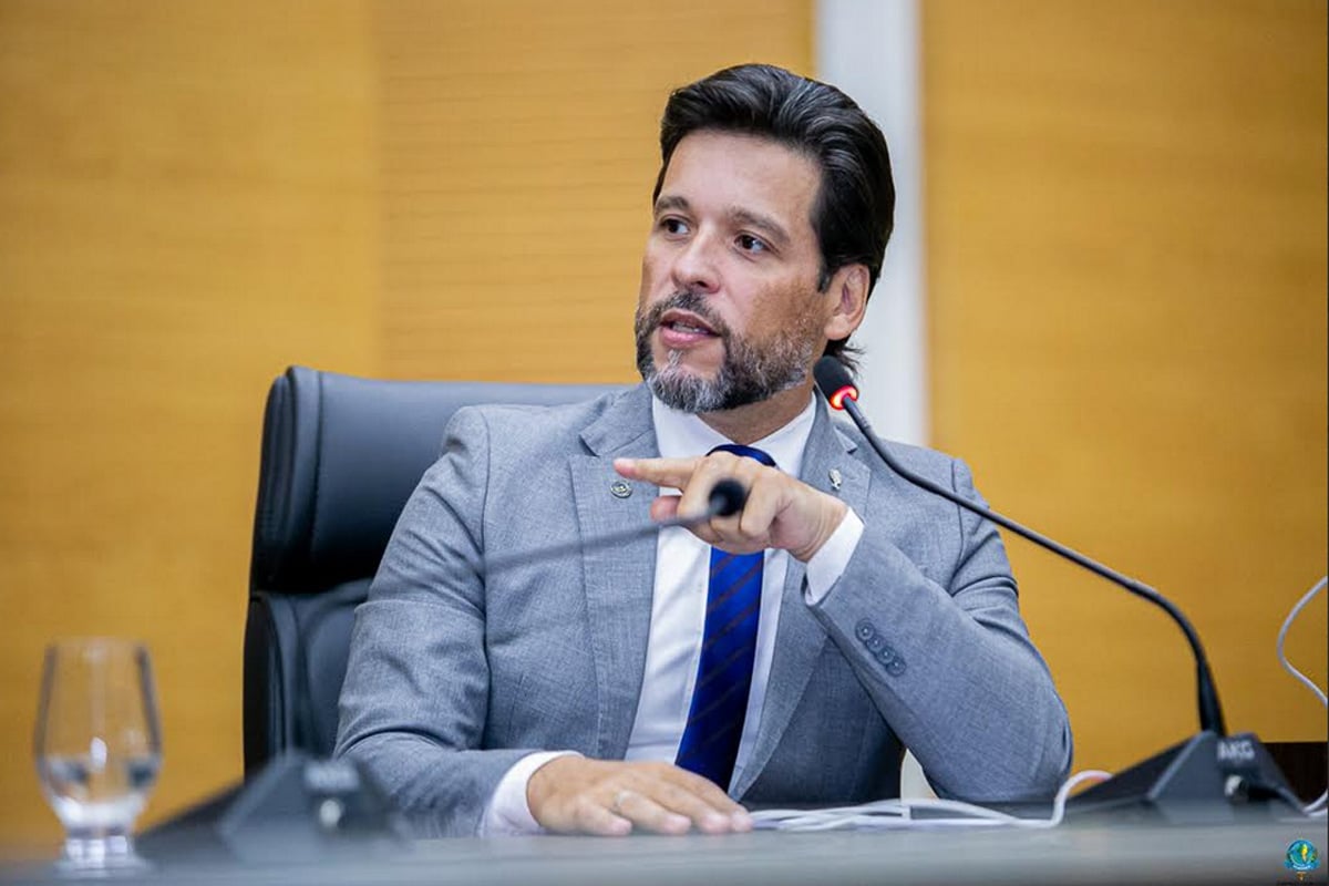 Delegado Camargo cobra diagnóstico completo sobre falta de servidores na saúde estadual