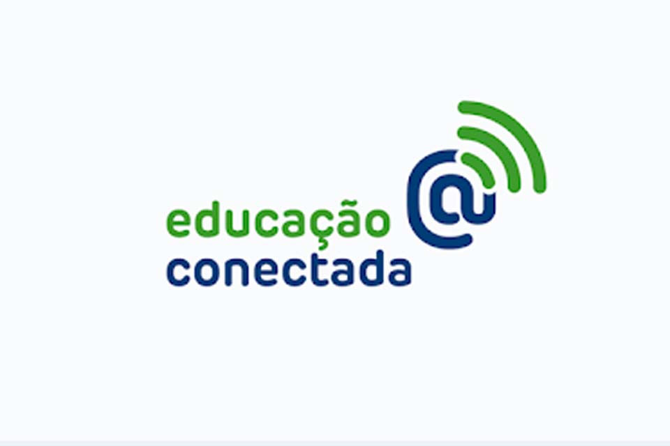ZONA RURAL: Prefeitura instala internet via satélite nas escolas
