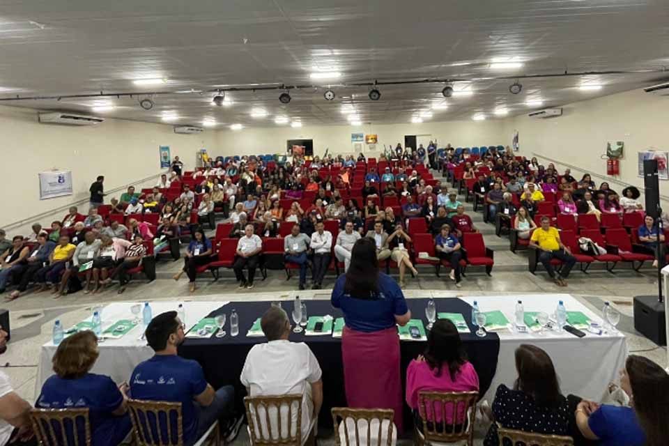 Conferência debate políticas públicas para a população idosa de Ji-Paraná