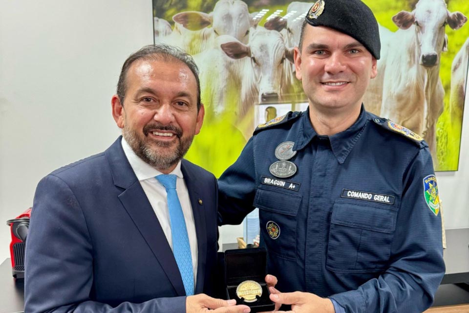 Deputado Laerte Gomes destina recurso para reforçar armamento da Polícia Militar 