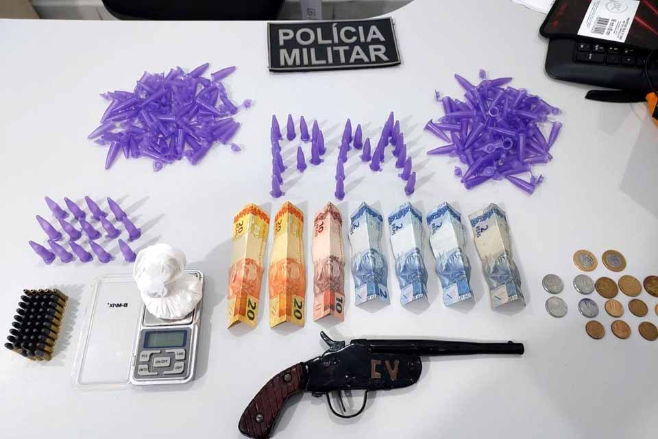 Polícia Militar preende dois por tráfico de drogas em Chupinguaia