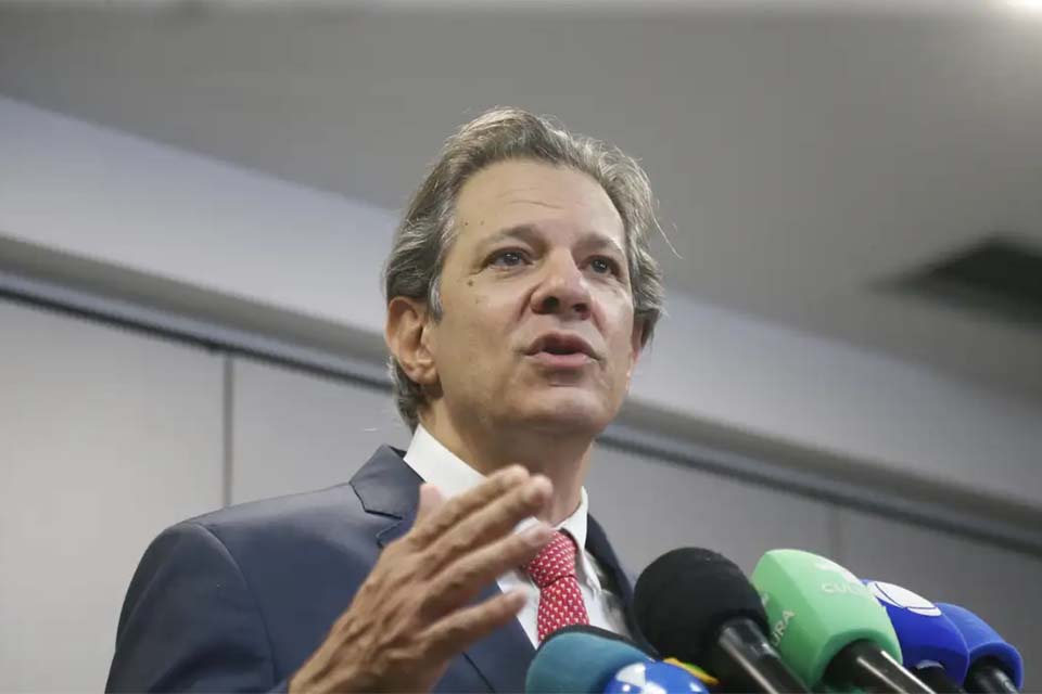 Governo prepara linha de crédito para famílias no Rio Grande do Sul