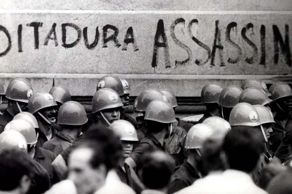 Com nova composição, Comissão de Anistia retoma julgamentos às vésperas dos 59 anos da ditadura