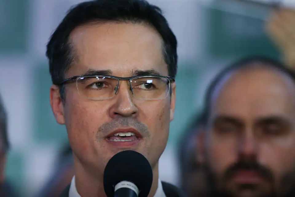 Deltan Dallagnol paga indenização a Lula por PowerPoint da Lava Jato