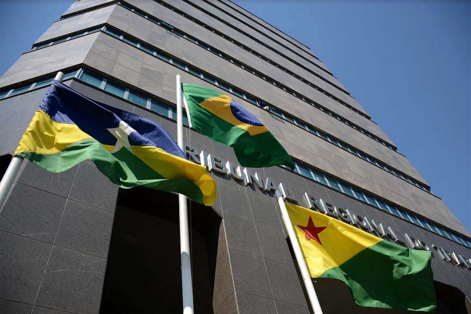 TRT-14 inicia pagamento de precatório histórico a mais de 1.500 servidores(as) municipais de Porto Velho