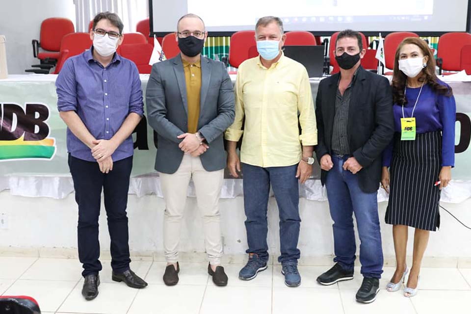 Por unanimidade, Deputado Lucio Mosquini é eleito presidente estadual do MDB