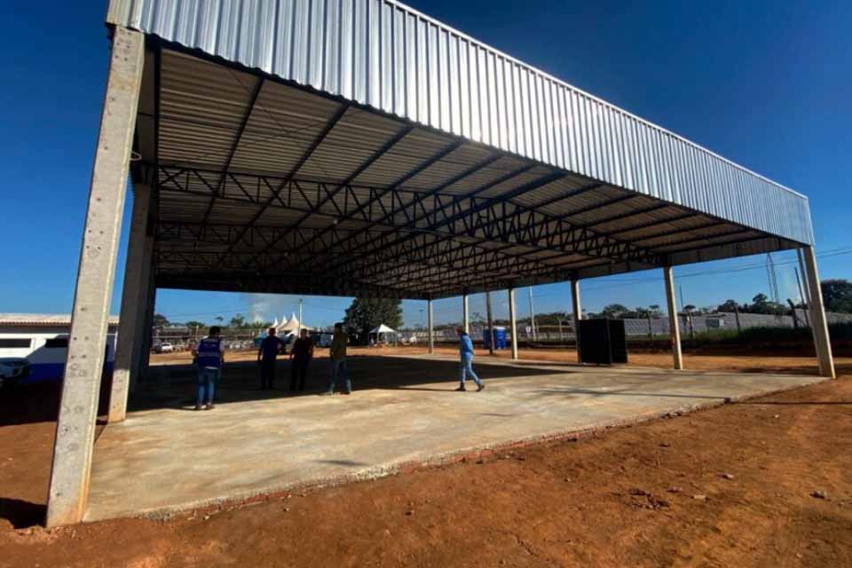 Construção de barracão da Associação dos Agropecuaristas de Cujubim fortalece o setor produtivo local
