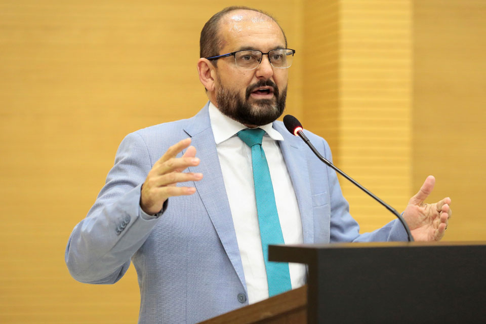 Deputado Laerte Gomes cobra aceleração imediata dos trabalhos na recuperação da BR-429