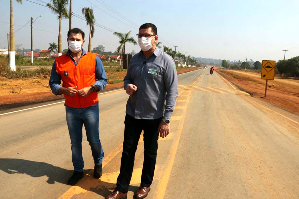 Governador, Marcos Rocha destacou o planejamento para a obra de 70 quilômetros de pavimentação na rodovia 133 até Cujubim