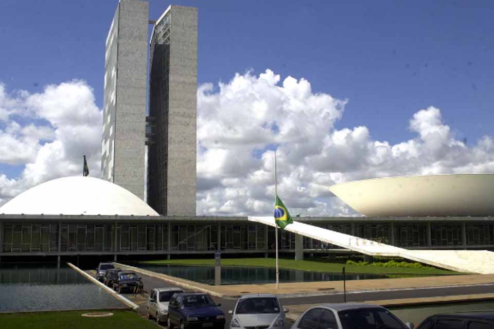 Governo Central têm déficit primário de R$ 40,621 bilhões em maio