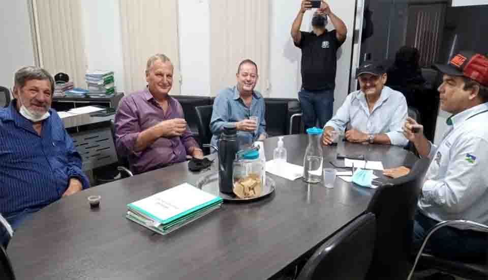 Adelino Follador cumpre agenda em Monte Negro, Buritis e Jacinópolis