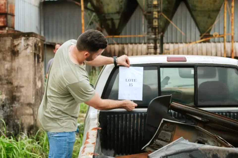 Prefeitura de Vilhena lança leilão de bens inservíveis pertencentes ao patrimônio municipal