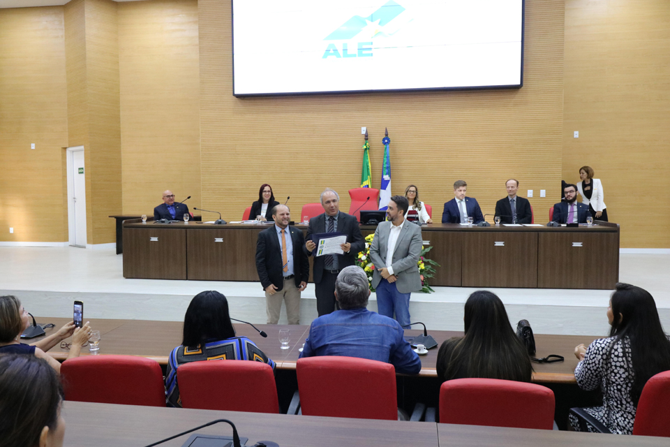 Ministério Público de Rondônia recebe Voto de Louvor da Assembleia Legislativa por atuação no combate ao trabalho infantil