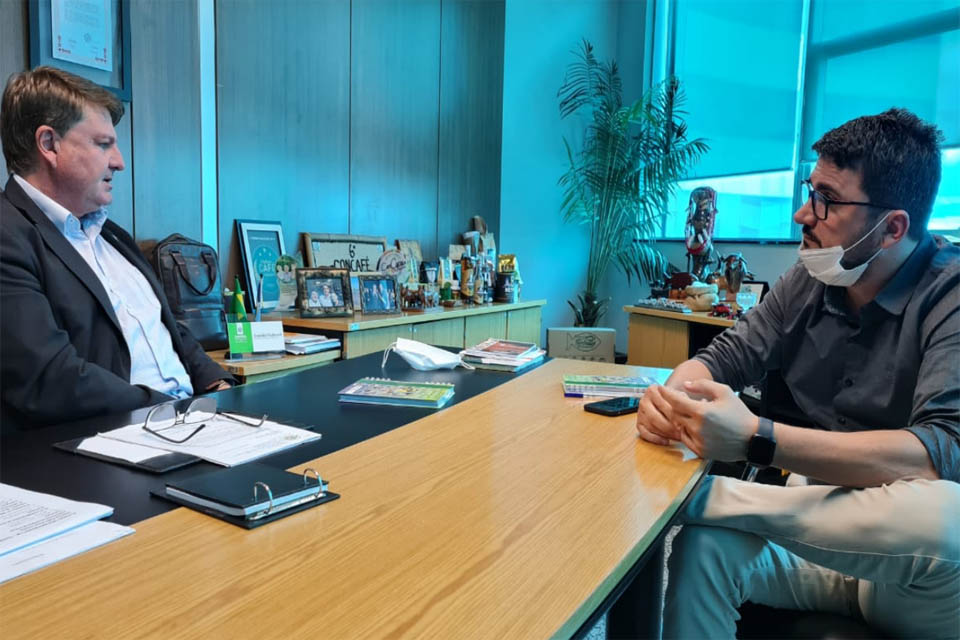 Jean Mendonça garante junto à SEAGRI implementos agrícolas para fortalecer o pequeno produtor