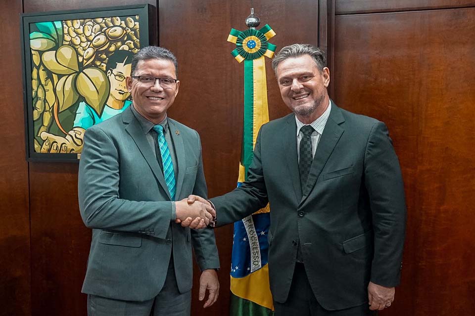 Governador Marcos Rocha participa de reunião com ministro da Agricultura e Pecuária para avançar na produção de alimentos em Rondônia