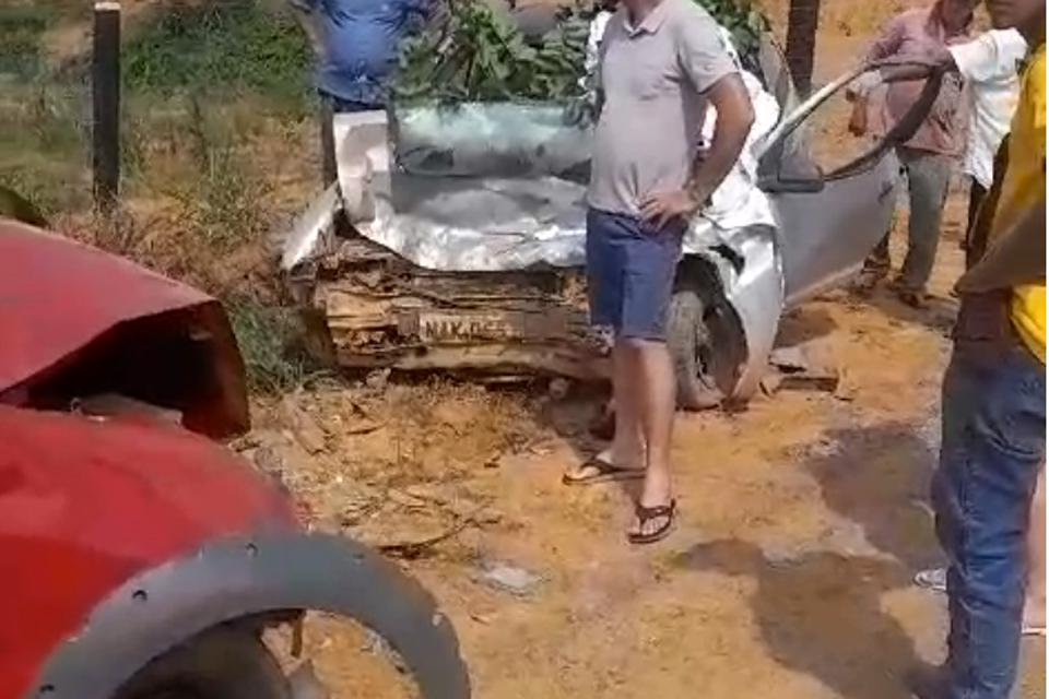 Colisão frontal entre veículos deixa 4 pessoas gravemente feridas na RO-133