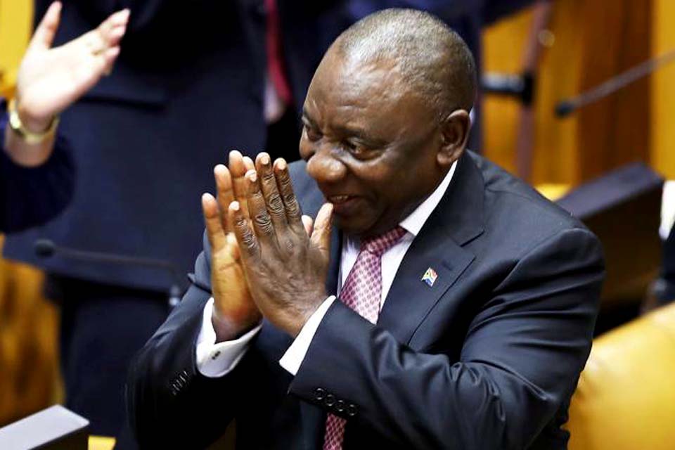 Cyril Ramaphosa é confirmado presidente da África do Sul