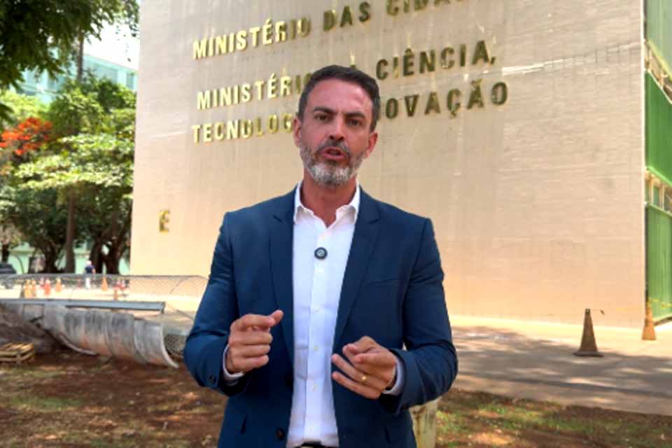 Prefeitura busca recursos do PAC para colocar ponto final nas alagações urbanas; prefeito Léo Moraes foi a Brasília para garantir investimentos históricos