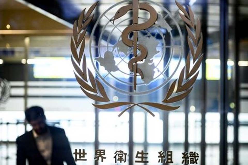 Mundo teve 3 vezes mais mortes na pandemia do que apontam os dados oficiais até 2021, diz OMS