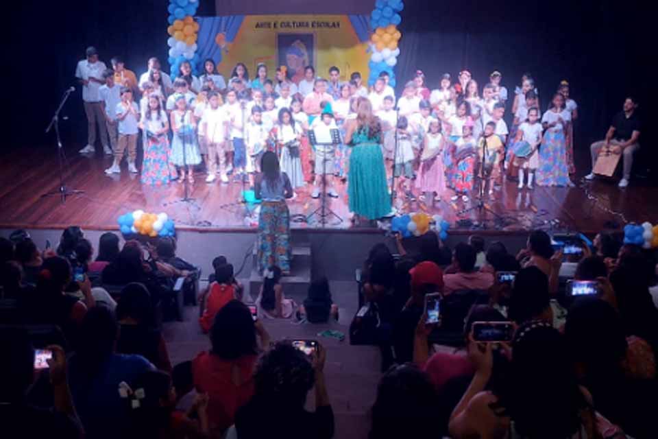 Prefeitura realiza mostra artística com 400 alunos dos Centros Municipais de Arte e Cultura Escolar