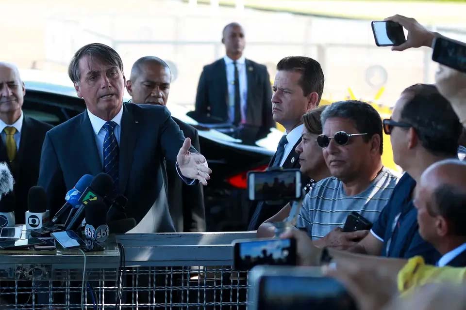 Fenaj: sem Bolsonaro, descredibilização da imprensa cai 91%