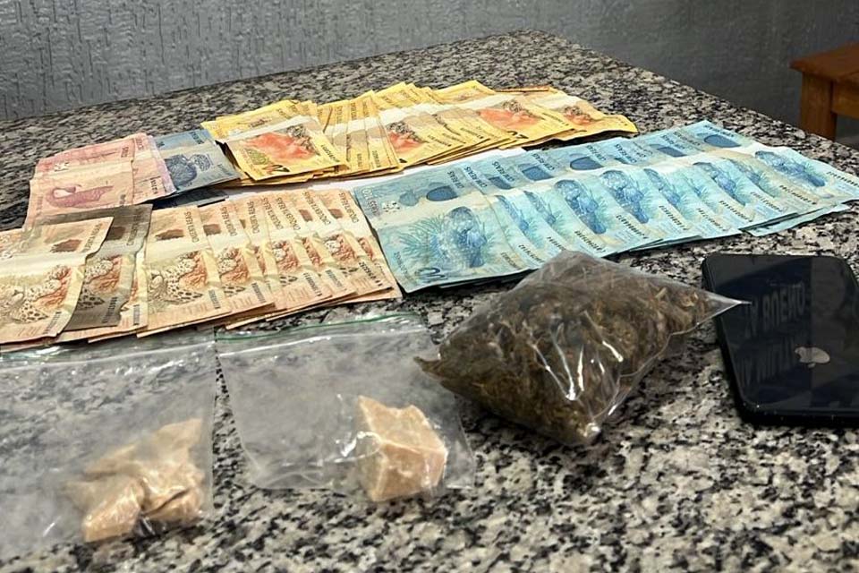  PM apreende crack, maconha e mais de R$ 2 mil em operação contra o tráfico
