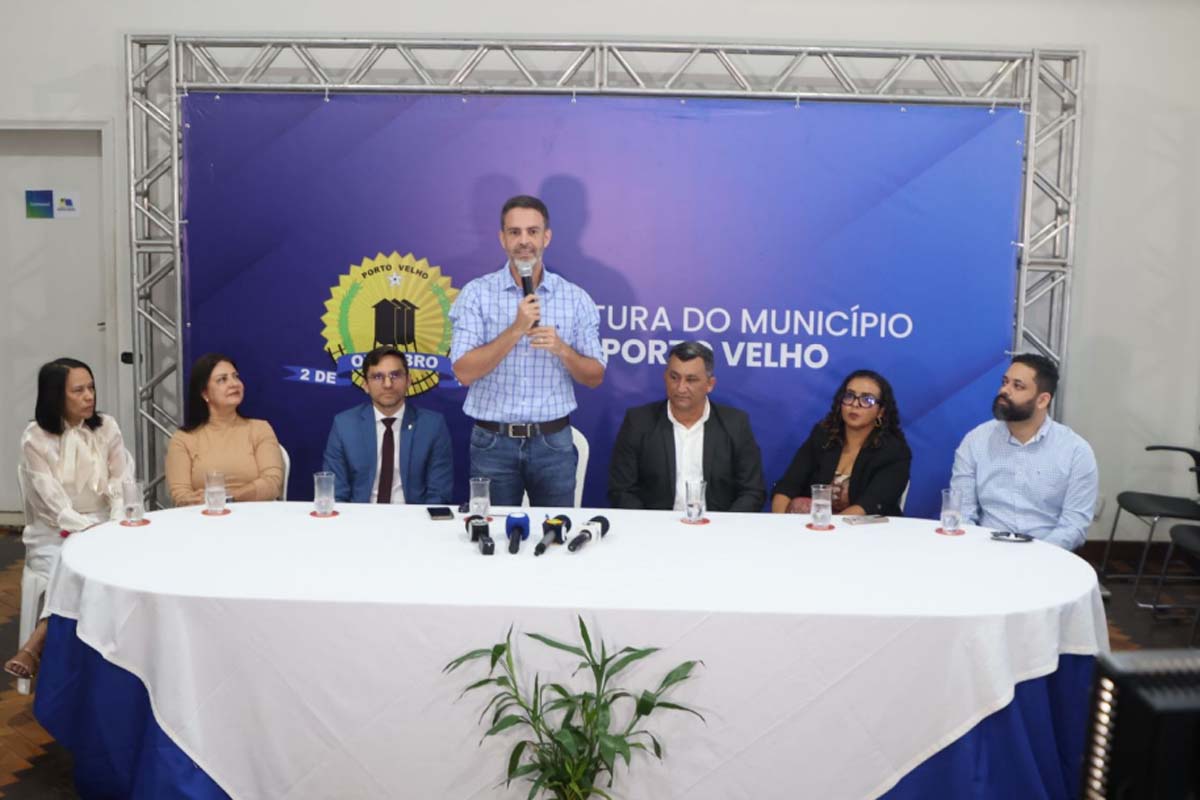 Lei reforça obrigação de empresas repararem anos causados em ruas; norma sancionada em abril estabelece prazos